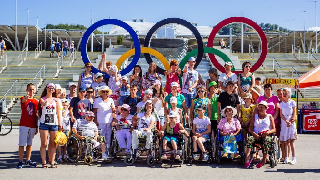 50 человек с ментальными особенностями ОВЗ